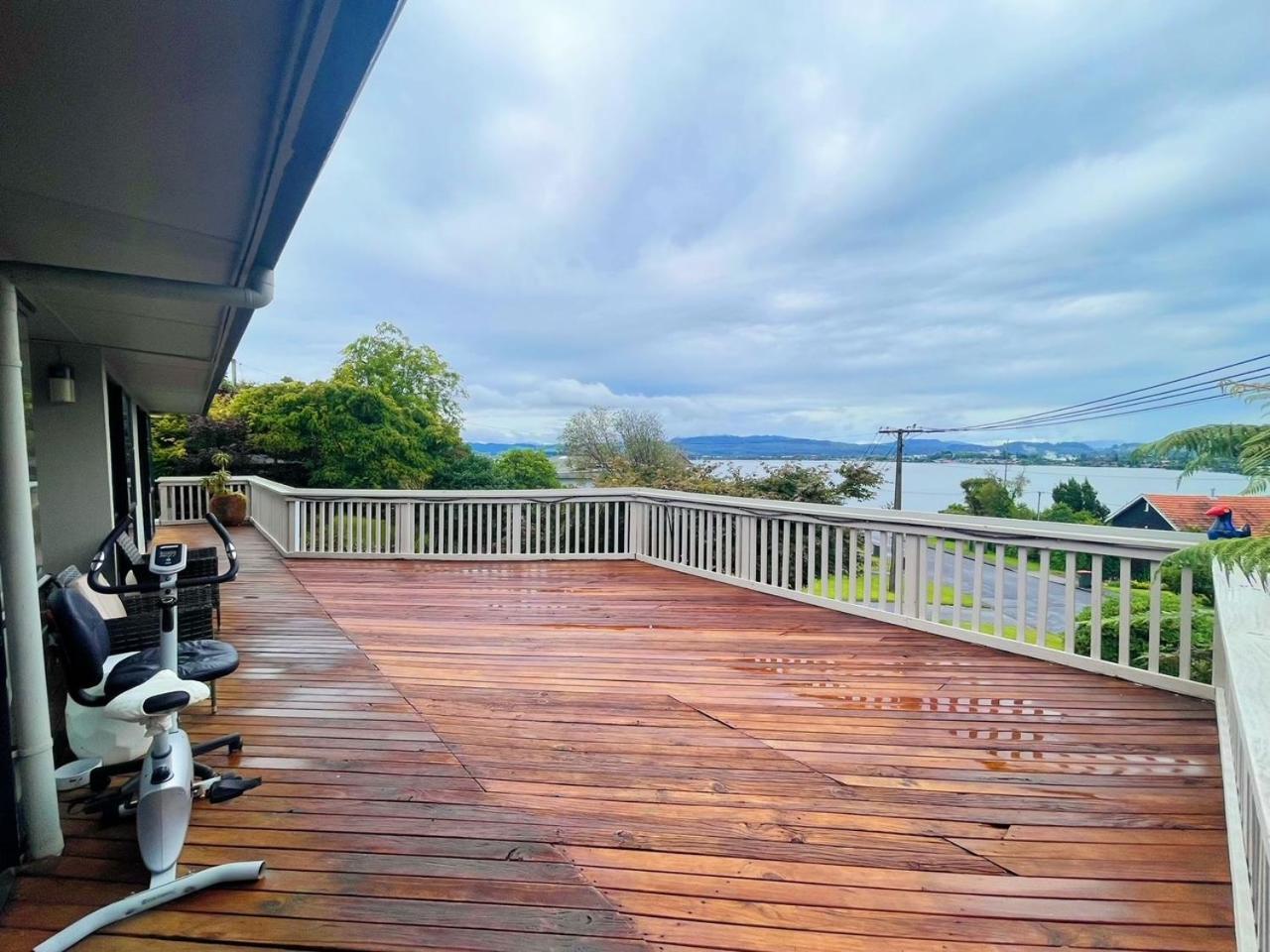 Premium Lake View Home Rotorua Bagian luar foto